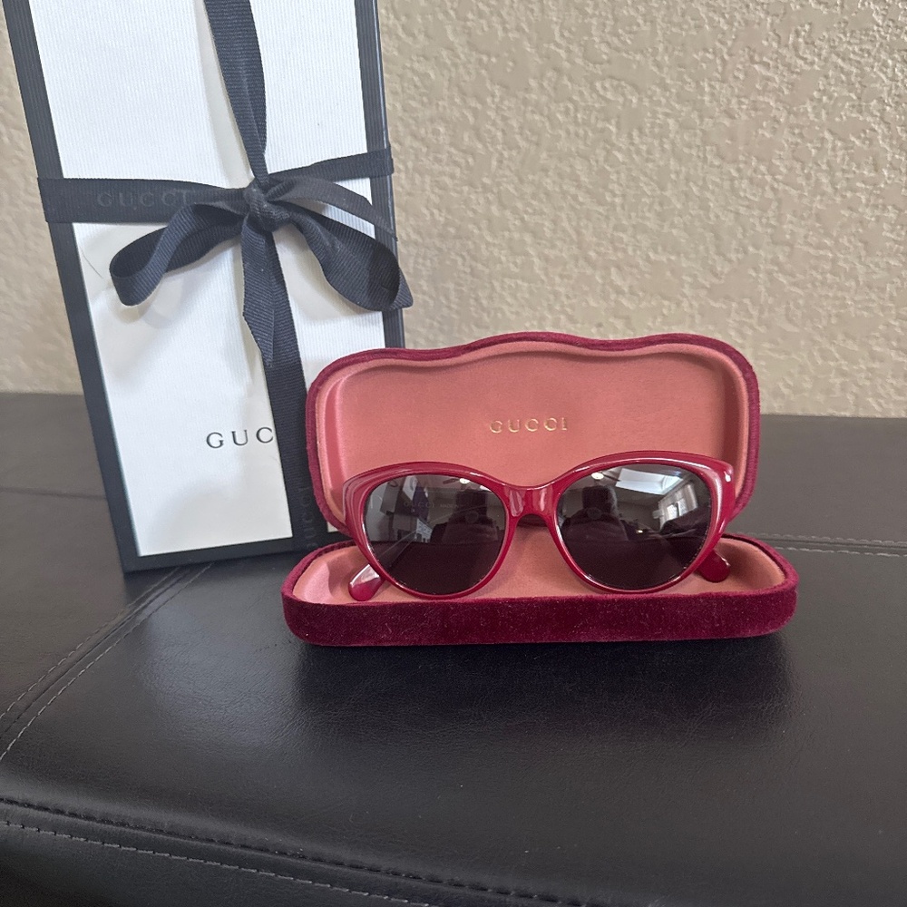 Gucci sunglasses